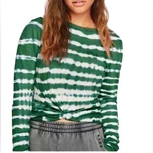 🆕🔥PINK BY VS SUPER CUTE&STYLISH TIE KNOT TIE DYE LONGSLEEVE SHIRT👀👀ALL PICS